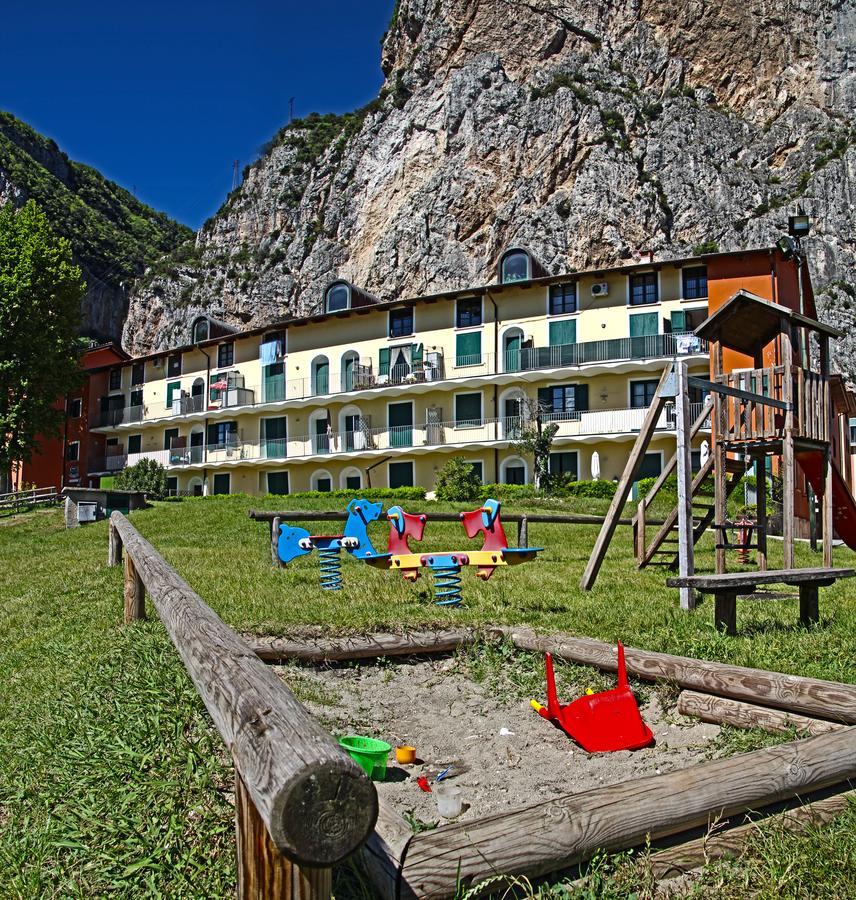 Campione Ora Apartments By Gardadomusmea Campione del Garda Eksteriør billede