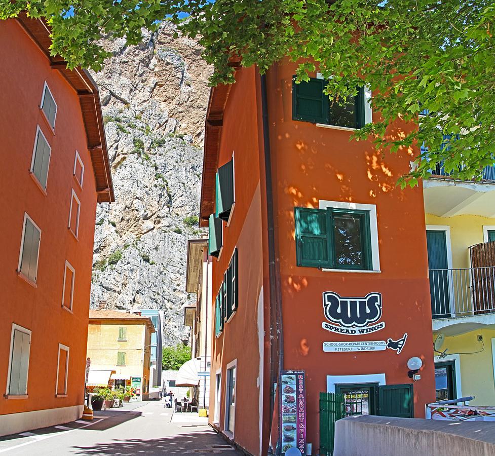 Campione Ora Apartments By Gardadomusmea Campione del Garda Eksteriør billede