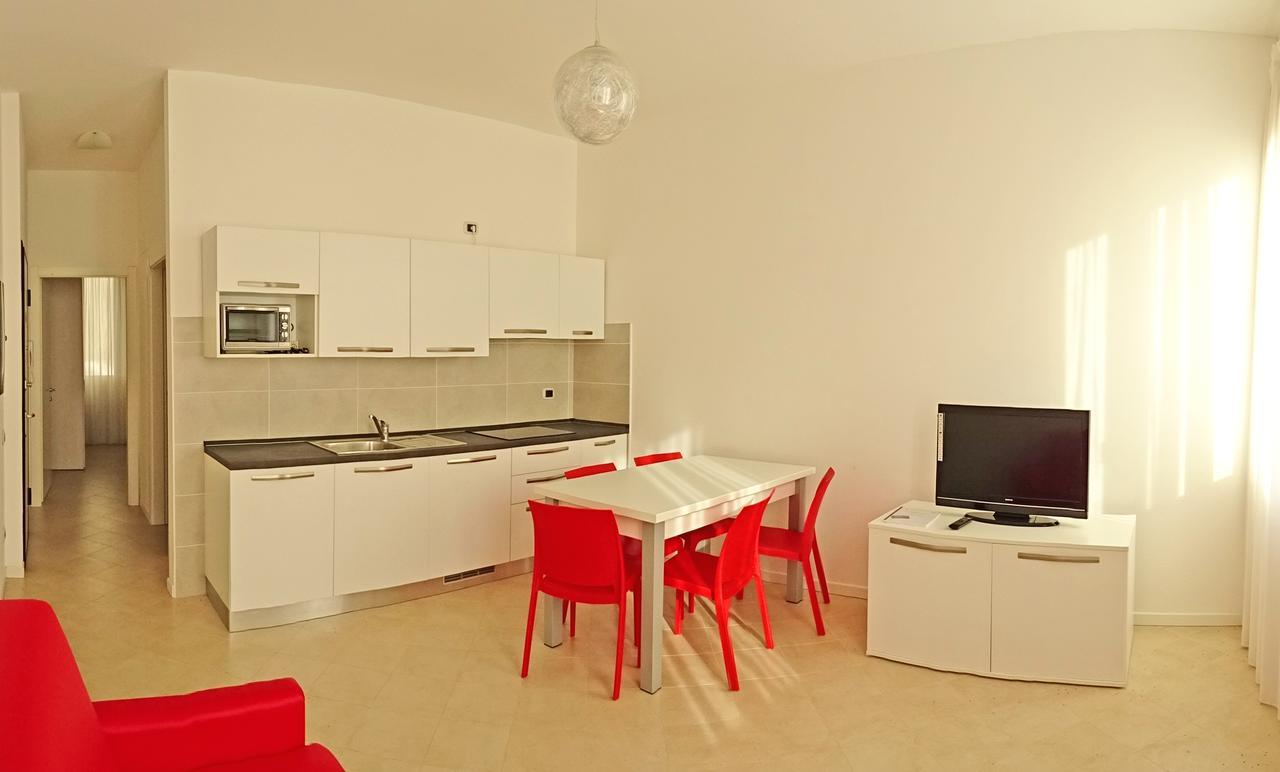 Campione Ora Apartments By Gardadomusmea Campione del Garda Eksteriør billede