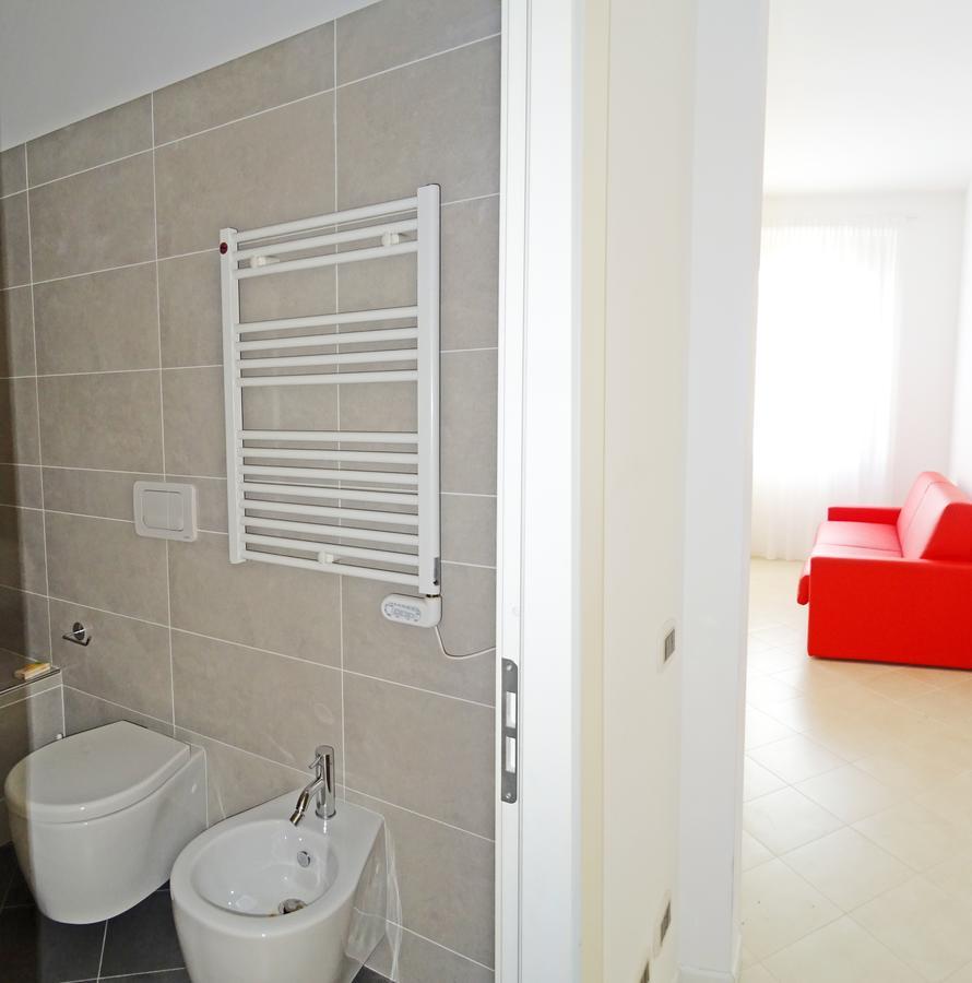 Campione Ora Apartments By Gardadomusmea Campione del Garda Eksteriør billede